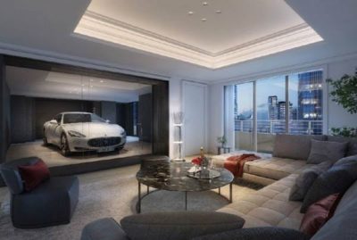 愛車を専用エレベーターで邸宅まで運び込むことが可能